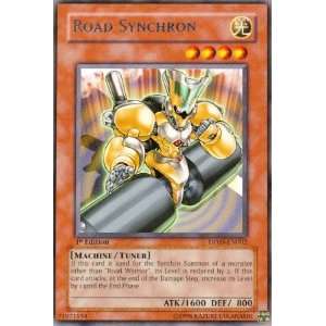  Yugioh DP09 EN002 Road Synchron Rare Card Toys & Games