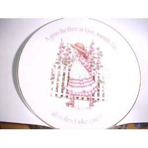 Lasting Memories Grandmother Collectible Plate, A grandmother is love 
