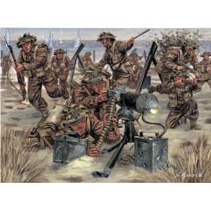   Italeri 1/72 WWII British Infantry The Kings Regiment Toys & Games