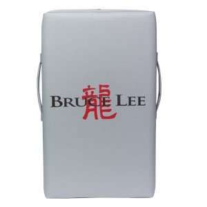 Bruce Lee Body Kicking Shield