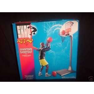   Shootout Set Ball shooting action figure with Basket Toys & Games