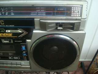   RC 880JW STEREO CASSETTE RADIO BOOMBOX GHETTOBLATER NOT WORKIN  