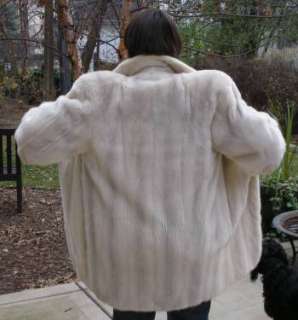 GORGEOUS White/Silver Mink Size 10 12 Car Coat Jacket  