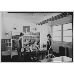  Photo Viewpoint School, Amenia, New York. Library II 1948 