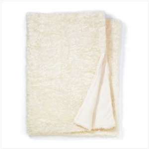  White Faux Fur Blanket (Full)   Style 37034 Everything 