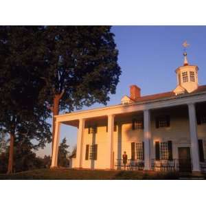  Visitor on Piazza of Mt. Vernon Estate, VA Places 