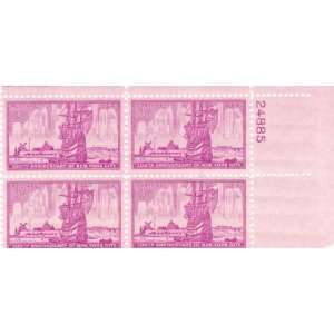   300th Anniversary of New York City #1027. Plateblock of 4 Stamps