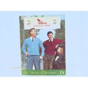  PATONS KNITTING BOOK NO. 455, MENS SWEATERS, JACKETS AND 