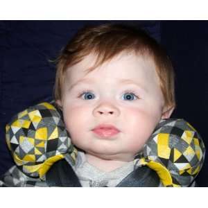   SnugZee Baby Car Seat Pillow & Head Support   Cross town traffic Baby