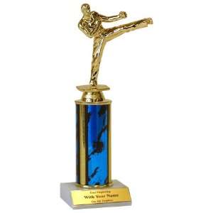  10 Karate Trophy Toys & Games