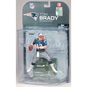   Sports Picks   Tom Brady   Clean Jersey Chase Variant Toys & Games