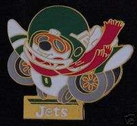 New York Jets ~ NFL ~ Huddles Pin ~ 80s vintage  