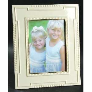  China Portrait Gallery All Occasion Frame Holds 5 X 7, Fine China 
