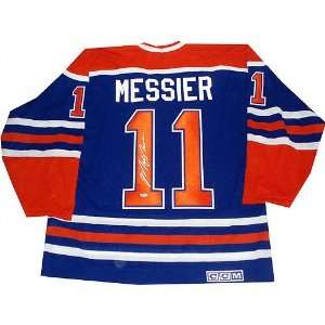  Mark Messier Edmonton Oilers Autographed 1982 Blue 