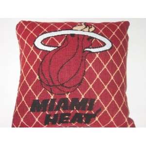  MIAMI HEAT Soft Knit Team Logo Throw Pillow 18 x 18 x 6 