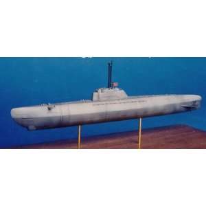   350 WWII Kriegsmarine Type XXI U Boat (Submarine) Kit Toys & Games