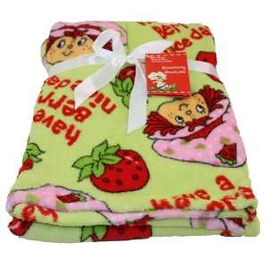 Strawberry Shortcake Baby Fleece Blanket Gift Set 30 X 40