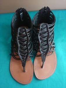 Girls Candies Inari Gladiator Sandals Sz. 2 Pre owned Black  