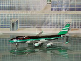 Sample Cathay Pacific Cathay Pacific B747  400 Chome Silver VR HOR 