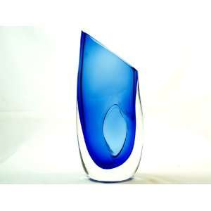   PerfectCut Sapphire Sommerso Glass Vase TTX 488 1 