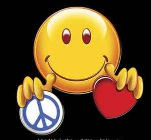 SMILEY FACE PEACE LOVE FUNNY T SHIRT HAPPY FACE YL 3X  