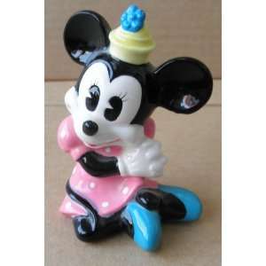  Ceramic Vintage Minnie Mouse Figurine   3 1/2 inches 