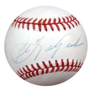  Autographed Carl Yastrzemski Baseball   AL PSA DNA #I16409 