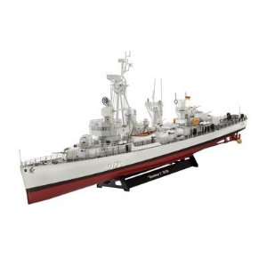   Navy Class 119 (Z1/Z5) Fletcher Class Destroyer Kit Toys & Games
