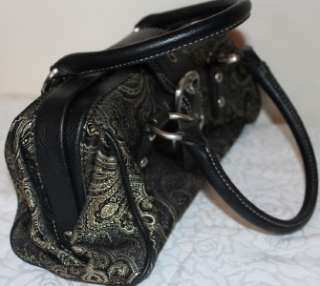   /PURSE BAG IN BLACK AND GOLD PATTERN JACQUARD FABRIC PRE OWNED  