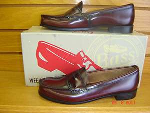ladies new Bass weejuns burgundy penny loafer  