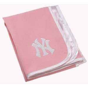  Major League MLB Blankets New York Yankees   Girl Baby
