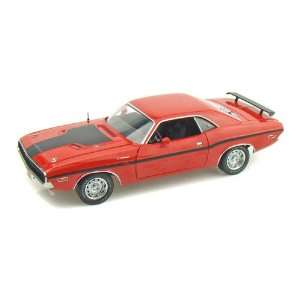  1970 Dodge Challenger R/T 1/24 Red Toys & Games