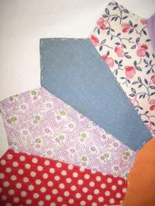 LOT OF 20 QUILT BLOCKS MADE FROM VINTAGE FABRICHAND SEWNDRESDEN 