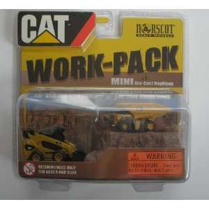  CAT Work pack Mini Die Cast Replica 272c Skid Steer Loader 