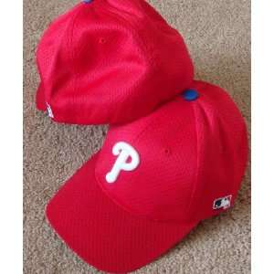   Med/Lg Philadelphia PHILLIES Home RED Hat Cap Mesh 