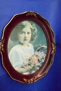 ANTIQUE OVAL SHAPED PHOTO FRAME 4  X 6 ROSEWOOD  