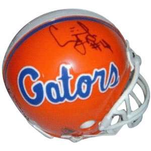  Ciatrick Fason Autographed Florida Gators Mini Helmet 