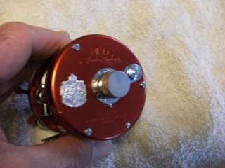 AMBASSADEUR 5000 WITH CLICKER THIS REEL IS USED BUT WORKS GREAT.CHECK 