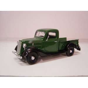  ford 1937 pick up 1/24 die cast Toys & Games