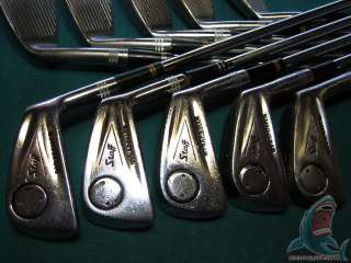 SET IRONS WILSON STAFF DYNAPOWER VINTAGE GOLF CLUBS  