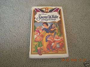 Snow White and the Seven Dwarfs (1994, VHS) with case.  