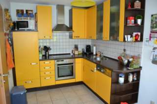 Nobilia Küche sonnengelb mit Bauknecht Geräten in Nordrhein 
