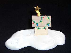 Hallmark Woodstock on Doghouse Christmas Ornament  