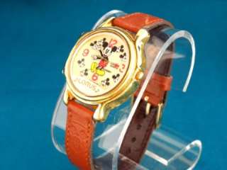 VINTAGE LORUS/SEIKO GLOWING MUSICAL MICKEY MOUSE WATCH  