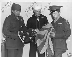 11 Photograph the Three Survivors Historic 1944 Iwo Jima Flag 