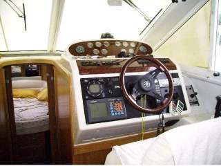 FAIRLINE BRAVA 36 FLY   Mt.11,00x3,60 a La Spezia    Annunci