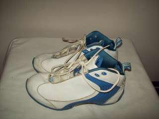 MENS ATHLETIC WORKS SHOES SIZE 9 WHITE WITH BLUE TRIM LEATHER UPPER 