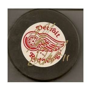  Matheui Dandenault Detroit Red Wings Signed Puck 
