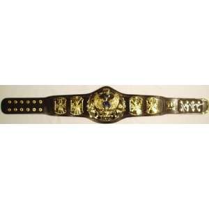 Hulk Hogan Signed WWE Heavyweight Wrestling Youth Leather Belt