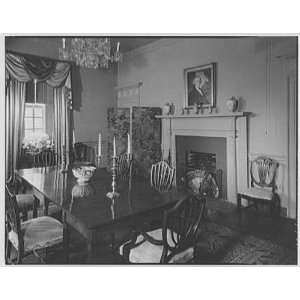 Photo William Henry Harrison residence, Berkeley, in Virginia. Dining 